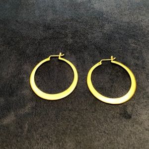 Jane Diaz earring
